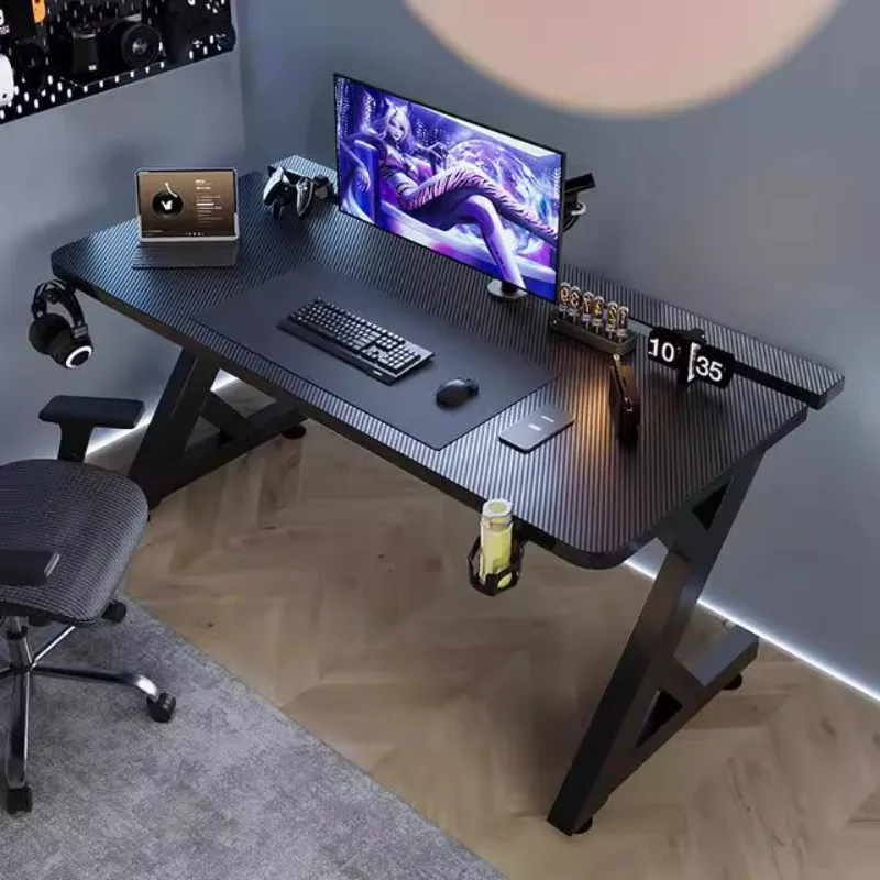 Q Minimalist Black Computer De – Desk Setup Designer Bewertung und Preis