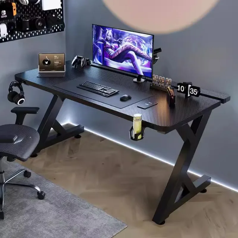 Q Minimalist Black Computer De – Desk Setup Designer Bewertung und Preis