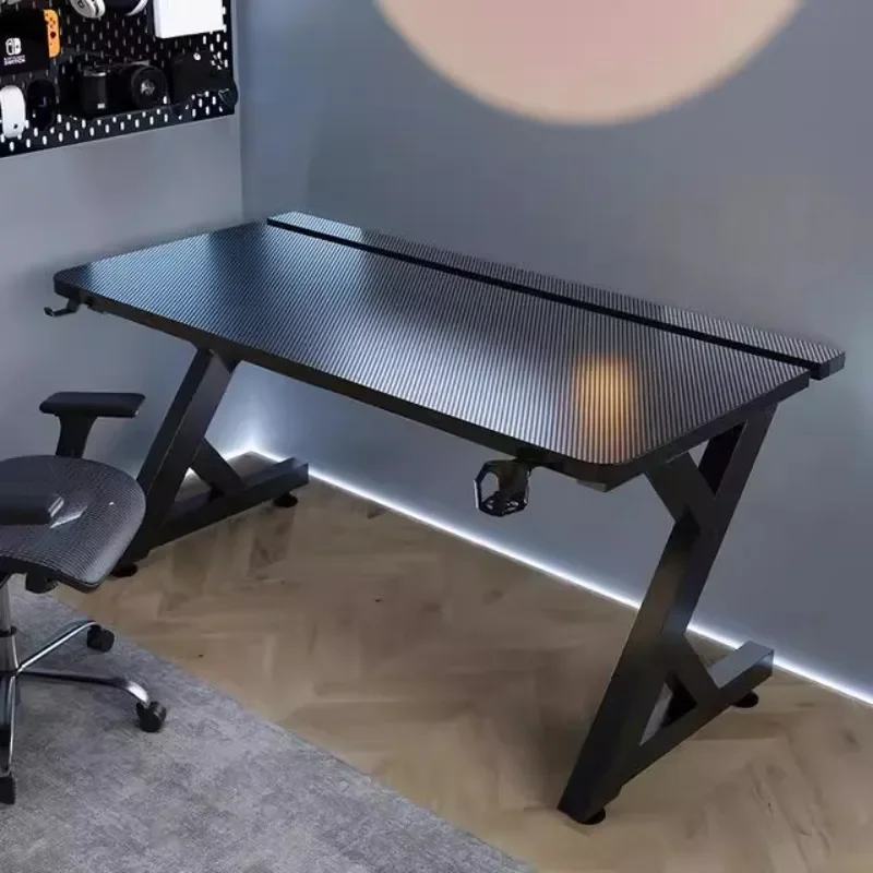 Q Minimalist Black Computer De – Desk Setup Designer Bewertung und Preis