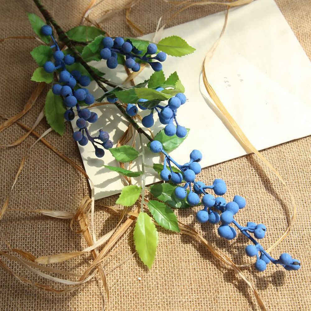 70cm Christmas Berry Branches  – Desk Setup Photo Bewertung und Preis